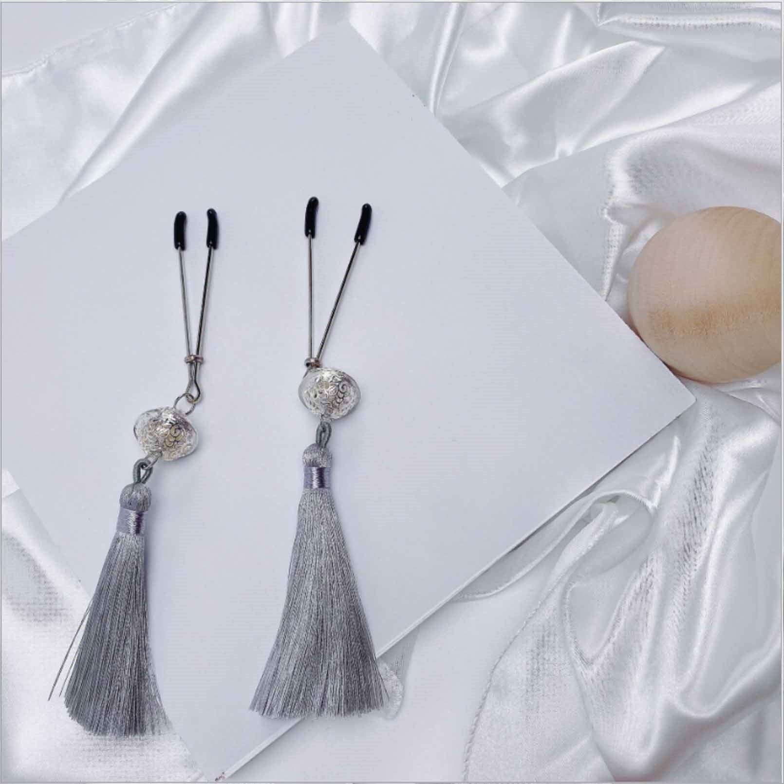 Palace Bell Metal Tassels Pendant Nipple Clamps Cl