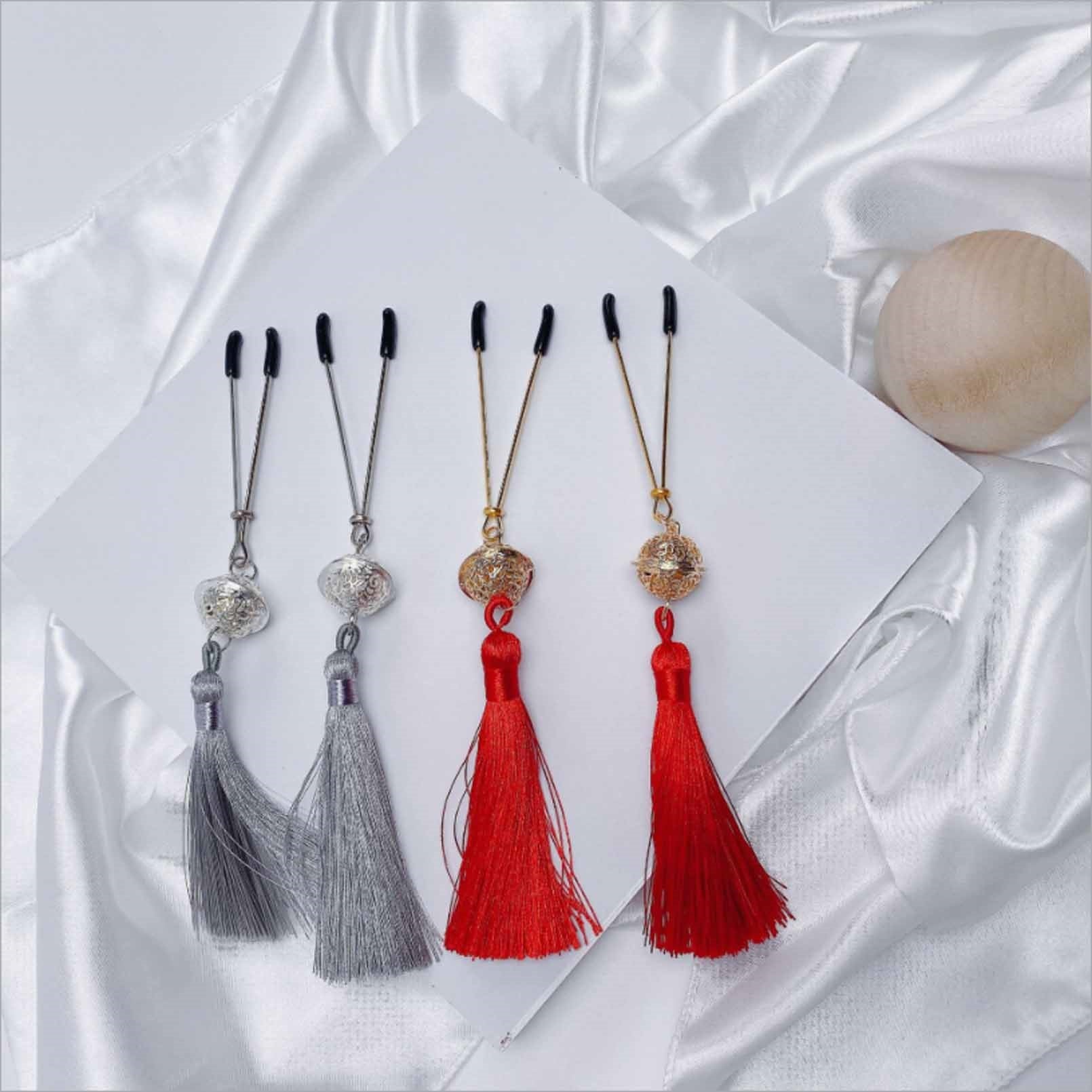 Palace Bell Metal Tassels Pendant Nipple Clamps Cl