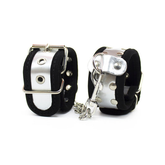 PU leather Handcuffs Gold Rivet Chain Cuff Punk Ro